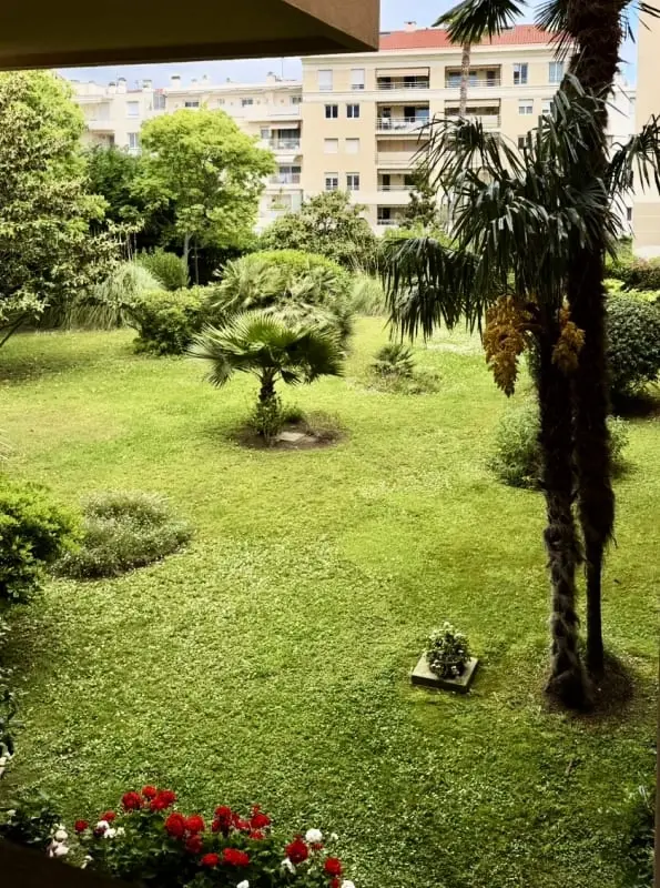 Résidence Palm Beach • 4 Pièces Avec Terrasse &amp; Parking • Plages à Pied