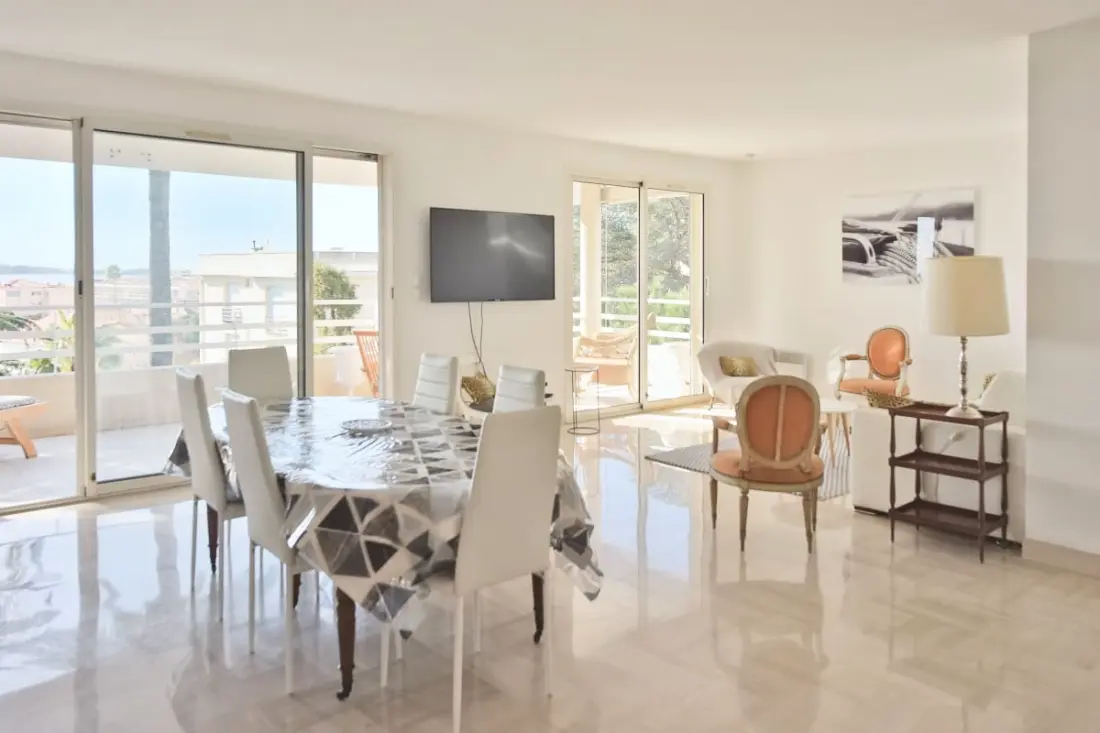 Résidence 3 Pièces En Résidence Avec Piscine Et Vue Mer
