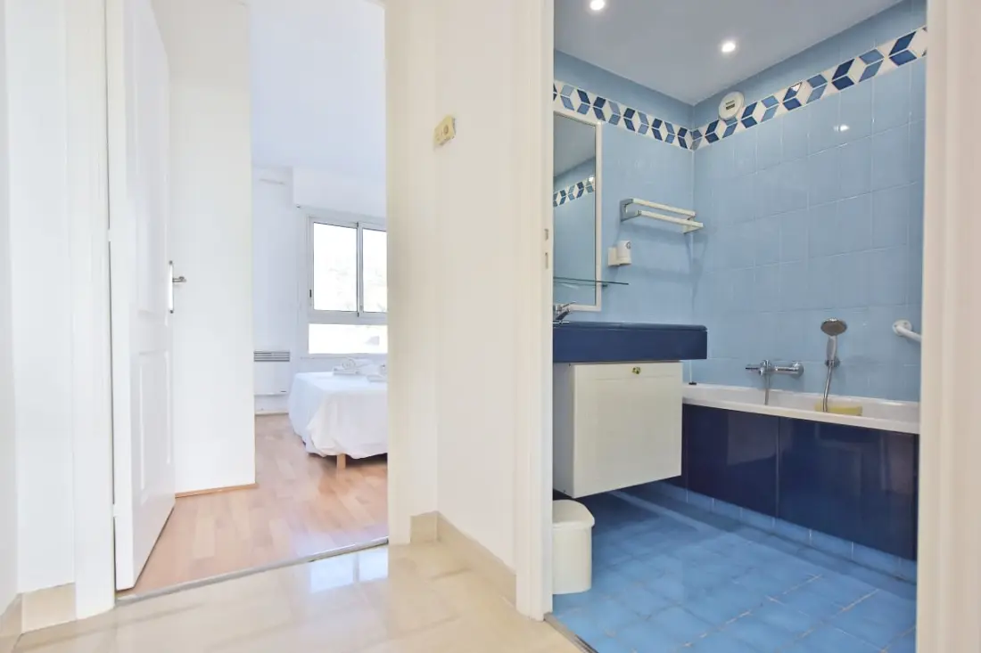 Résidence 3 Pièces En Résidence Avec Piscine Et Vue Mer
