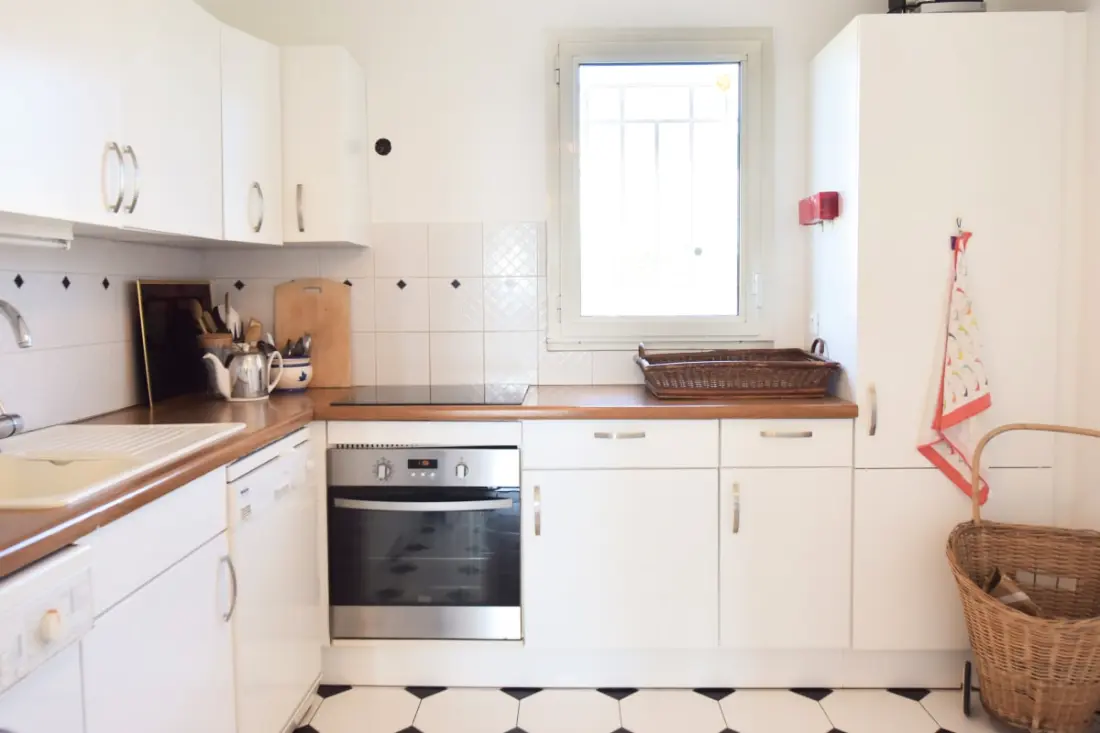 Résidence 3 Pièces En Résidence Avec Piscine Et Vue Mer