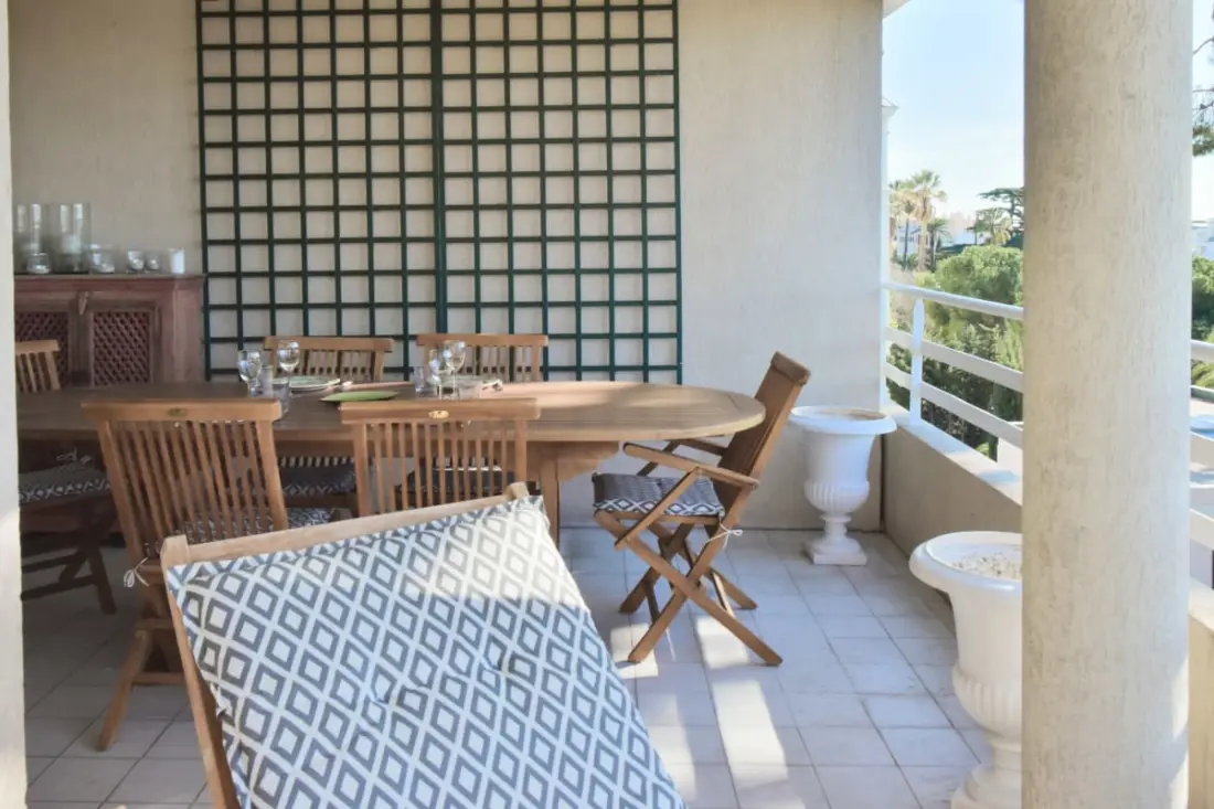Résidence 3 Pièces En Résidence Avec Piscine Et Vue Mer