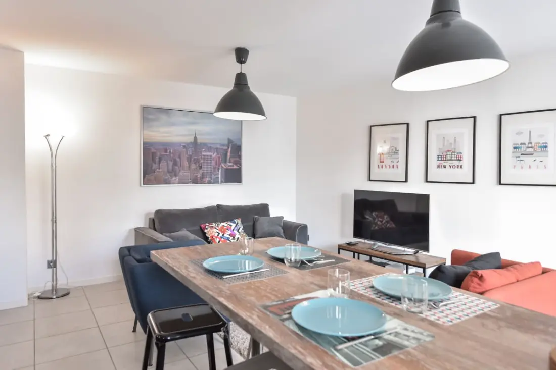 Résidence 3 Pièces Moderne Avec Piscine Au Palm Beach