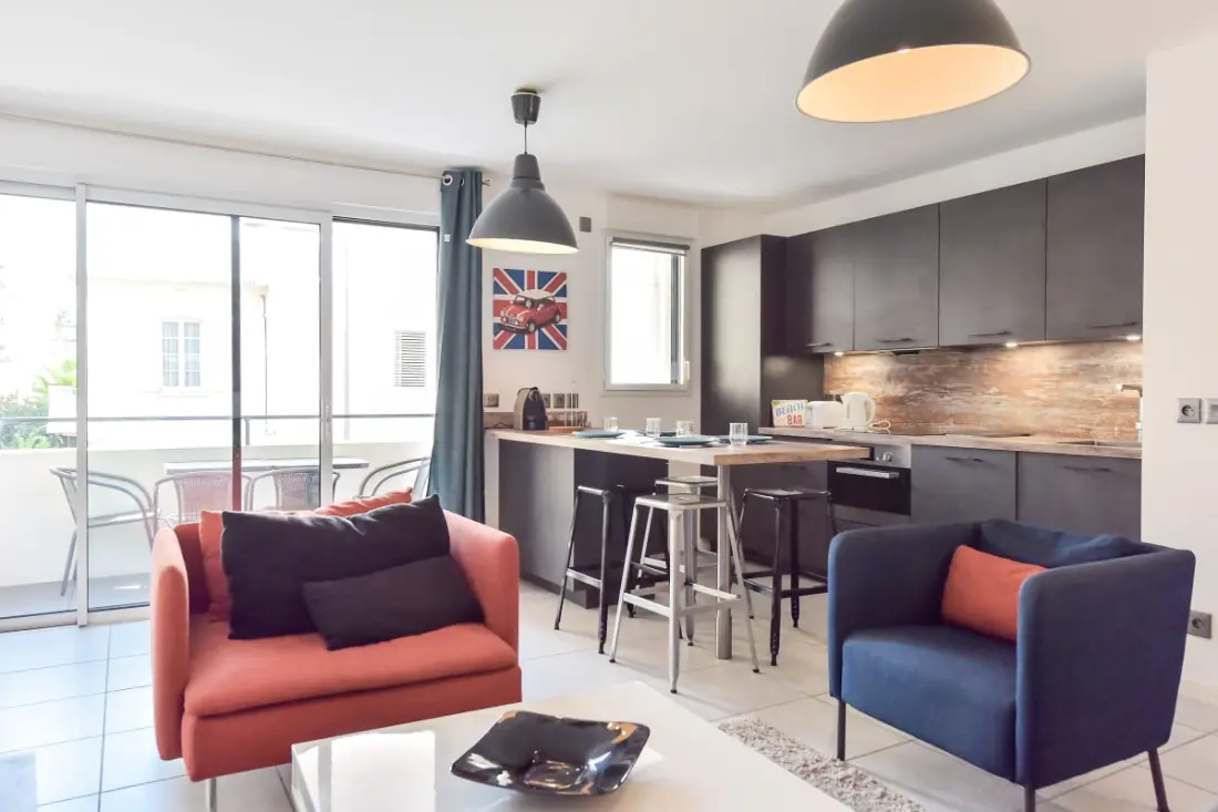 Résidence 3 Pièces Moderne Avec Piscine Au Palm Beach
