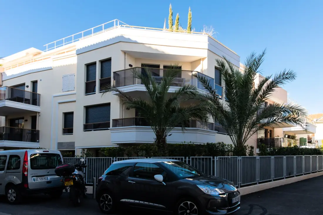Résidence 3p Avec Jardin Et Piscine Au Coeur Du Palm Beach