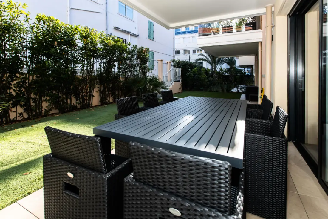 Résidence 3p Avec Jardin Et Piscine Au Coeur Du Palm Beach