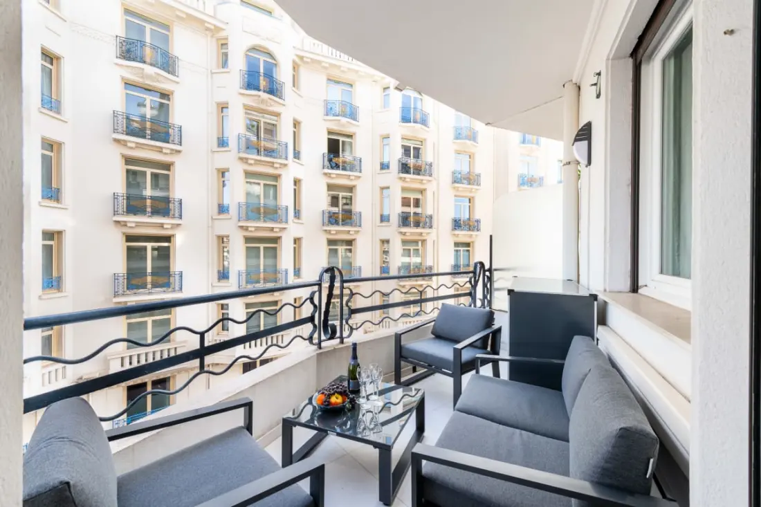 Résidence 3p Avec Terrasse Vue Mer, Face Au Martinez
