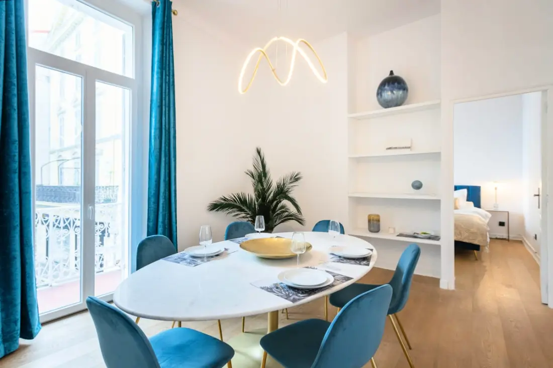 Résidence 3p Moderne Avec Terrasse En Plein Coeur De Cannes