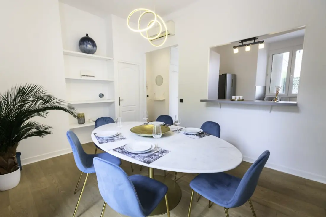 Résidence 3p Moderne Avec Terrasse En Plein Coeur De Cannes