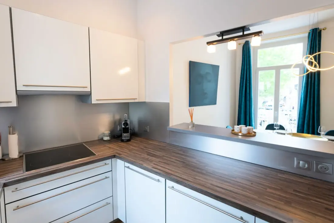 Résidence 3p Moderne Avec Terrasse En Plein Coeur De Cannes
