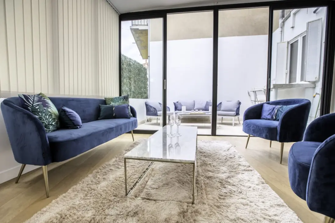 Résidence 3p Moderne Avec Terrasse En Plein Coeur De Cannes