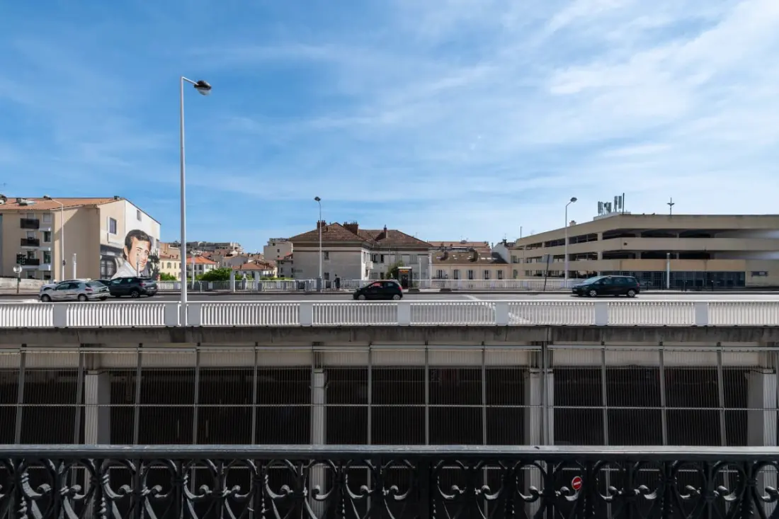 Résidence 4p – Dernier étage, Balcon Sud, Centre Cannes