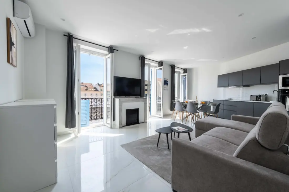 Résidence 4p – Dernier étage, Balcon Sud, Centre Cannes