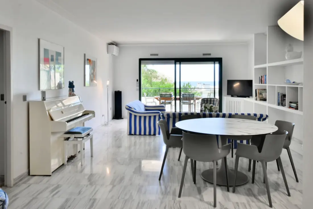 Résidence 4p Avec Grande Terrasse Et Piscine