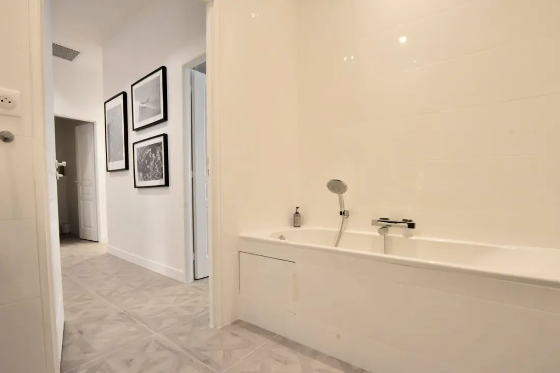 Résidence 4p Moderne En Centre-ville, 5min Palais &amp; Plages !