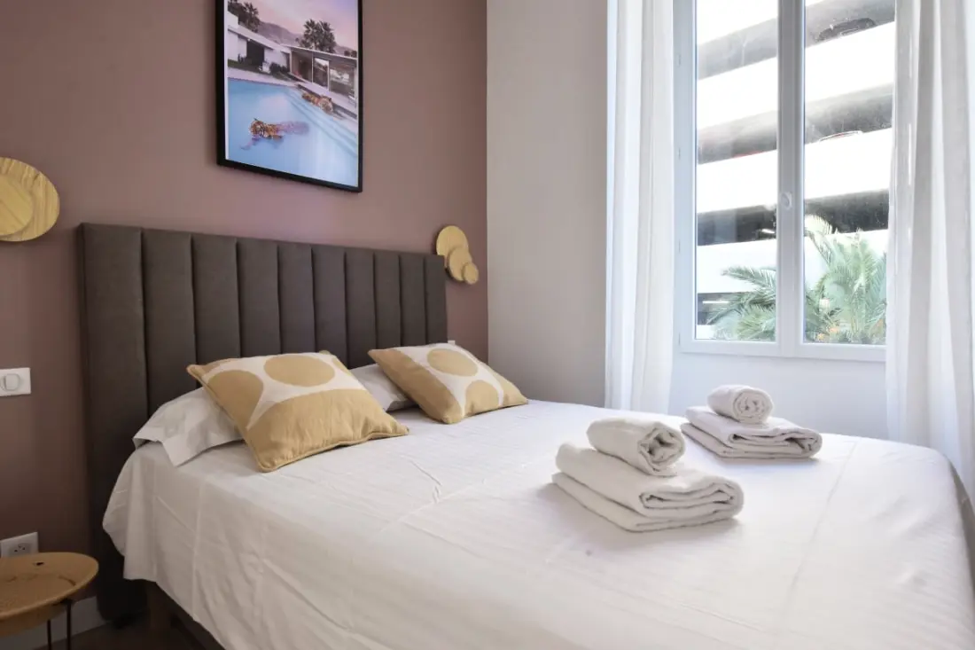 Résidence 4p Moderne En Centre-ville, 5min Palais &amp; Plages !
