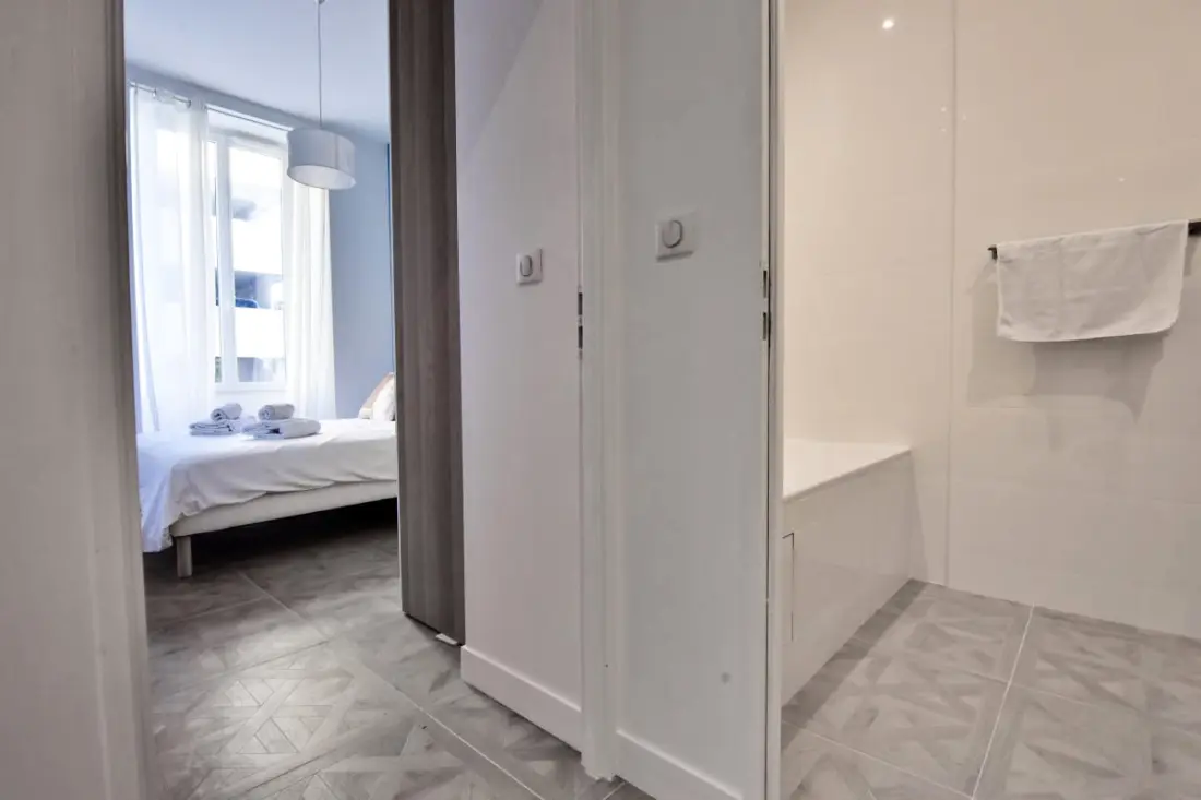 Résidence 4p Moderne En Centre-ville, 5min Palais &amp; Plages !