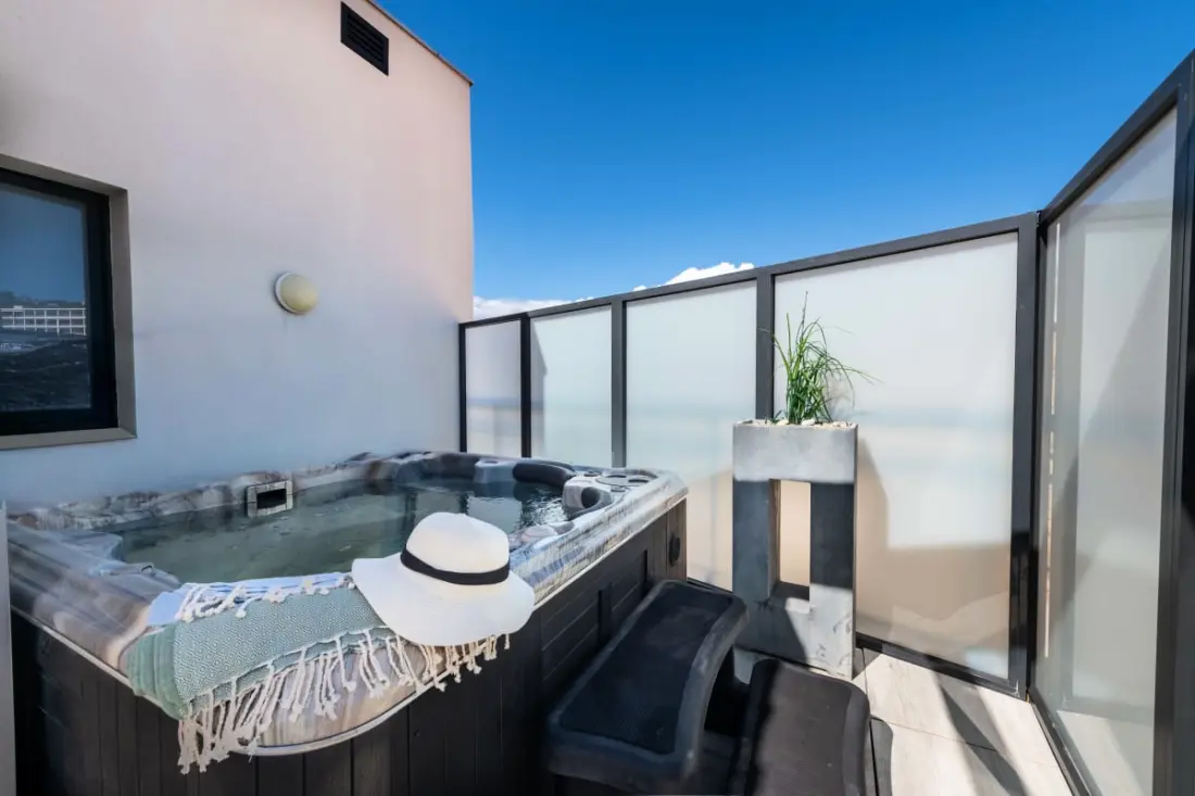 Résidence 4p Rooftop Avec Jacuzzi &amp; Parking, Cannes