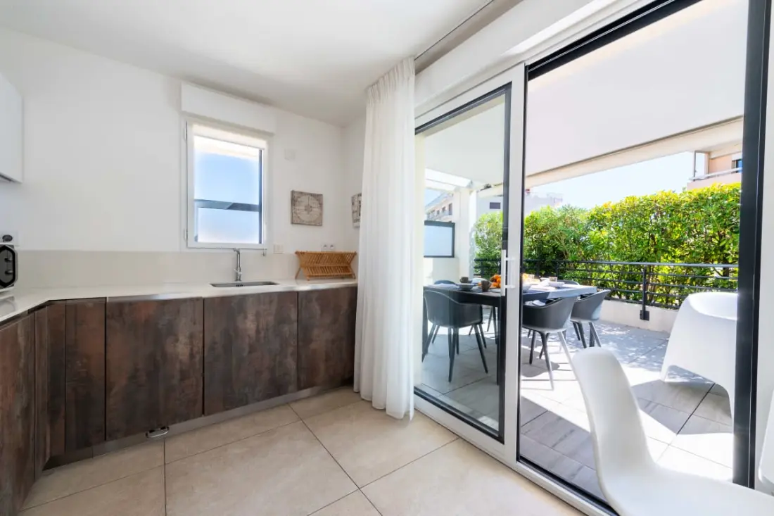 Résidence 4p Rooftop Avec Jacuzzi &amp; Parking, Cannes