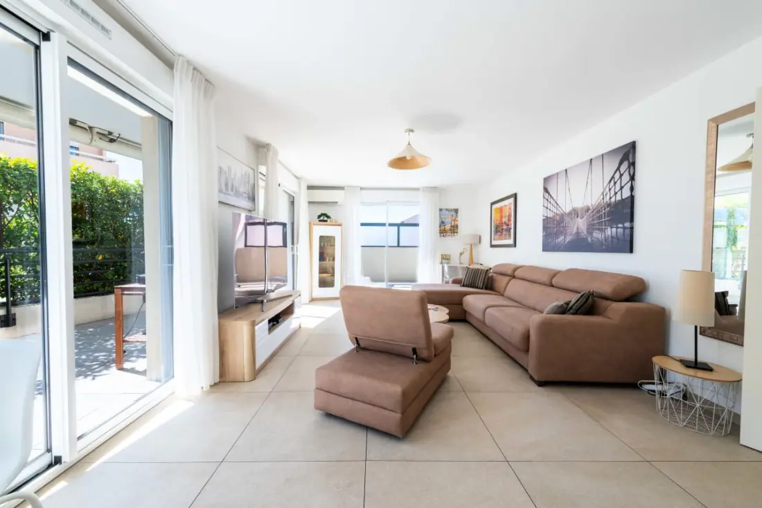 Résidence 4p Rooftop Avec Jacuzzi &amp; Parking, Cannes