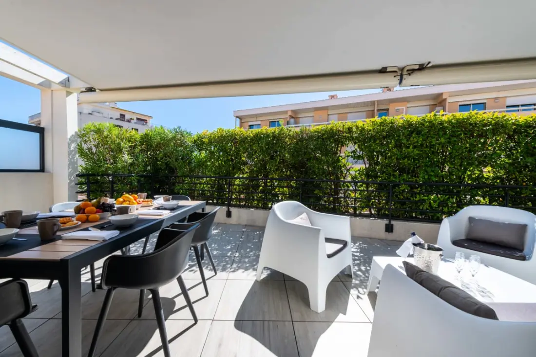 Résidence 4p Rooftop Avec Jacuzzi &amp; Parking, Cannes