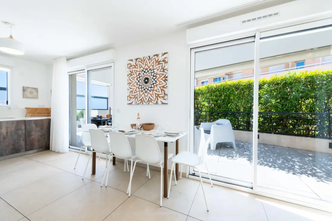 Résidence 4p Rooftop Avec Jacuzzi &amp; Parking, Cannes