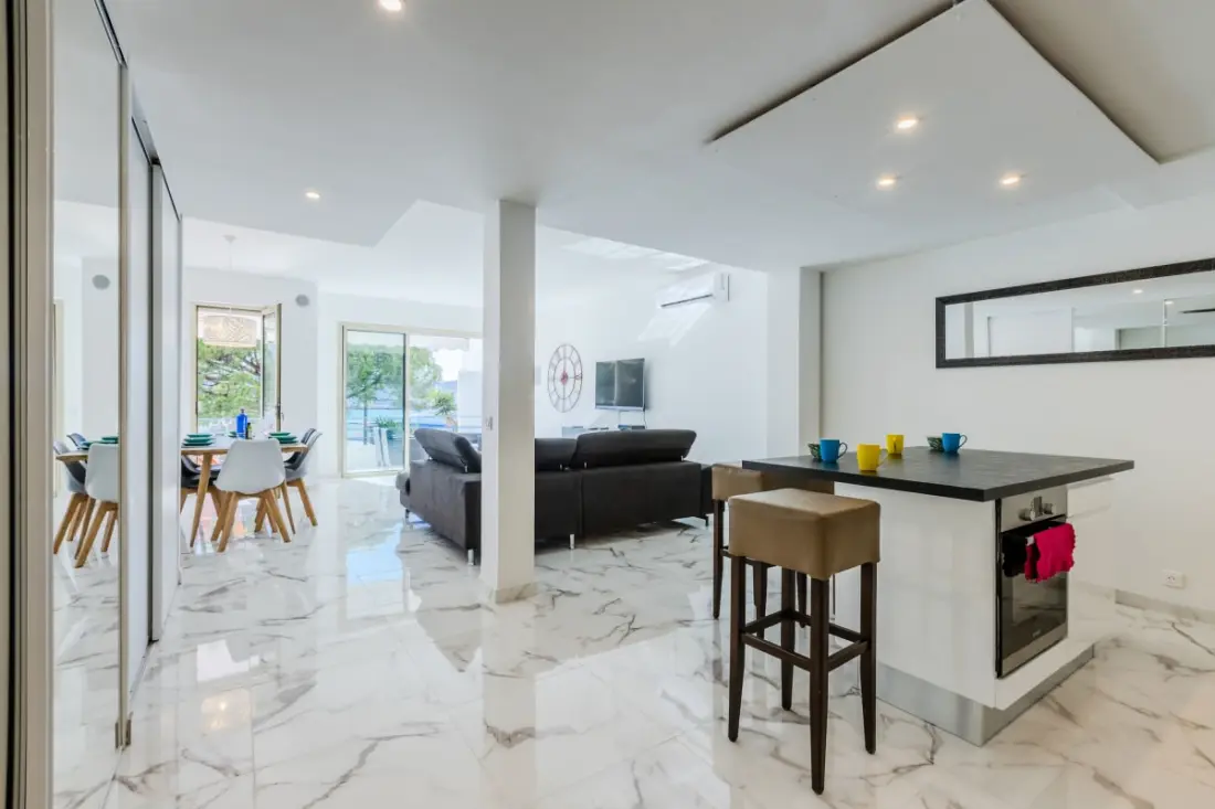 Résidence 90m2 Sur La Croisette Avec Terrasse &amp; Vue Mer