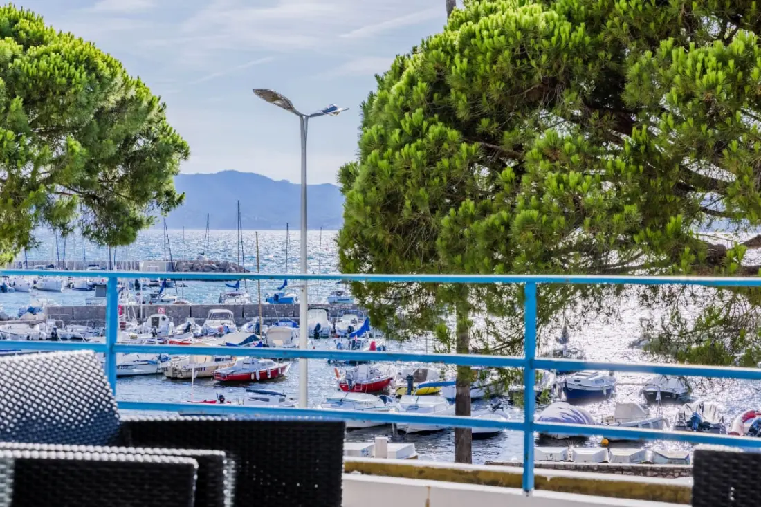 Résidence 90m2 Sur La Croisette Avec Terrasse &amp; Vue Mer