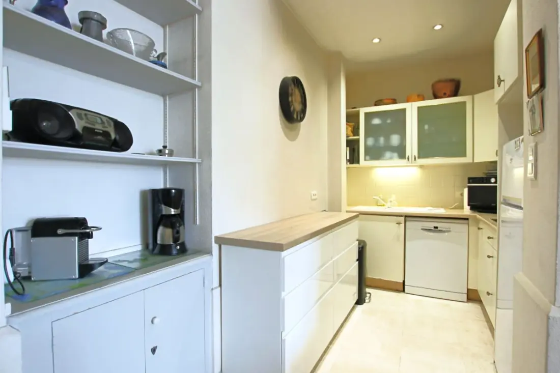 Résidence Appartement 3 Chambres 145 M2 Face à La Mer Avec Accès Privé à La Mer