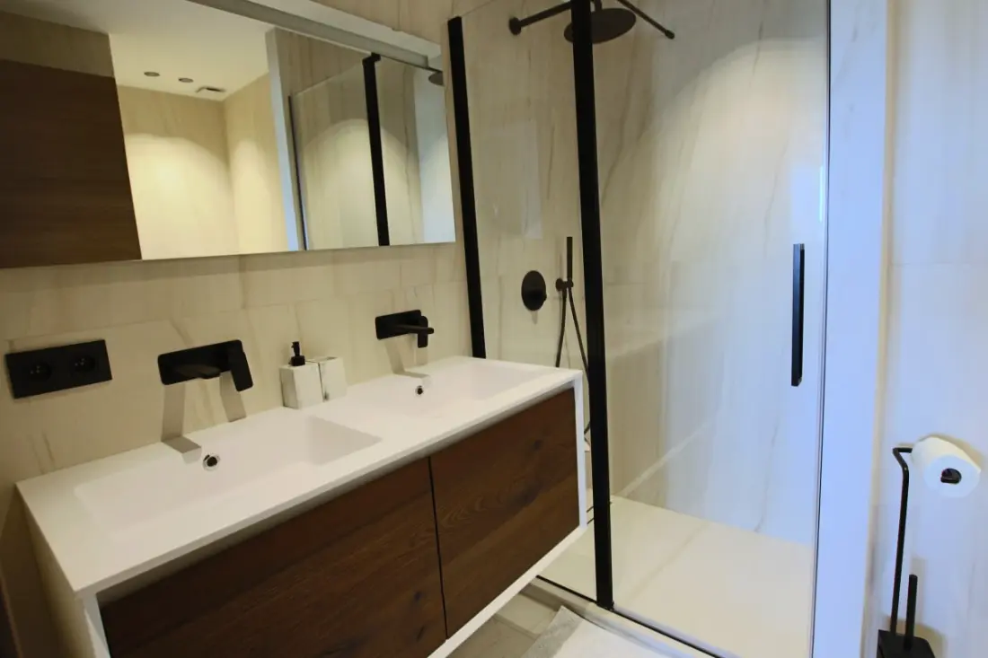 Résidence Appartement 3 Chambres En Suite De 105 M2 Sur Bld Croisette