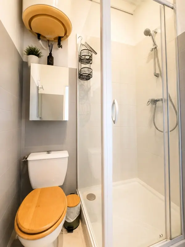 Résidence Appartement 39 M2 En Plein Centre Ville De Cannes, Climatisé