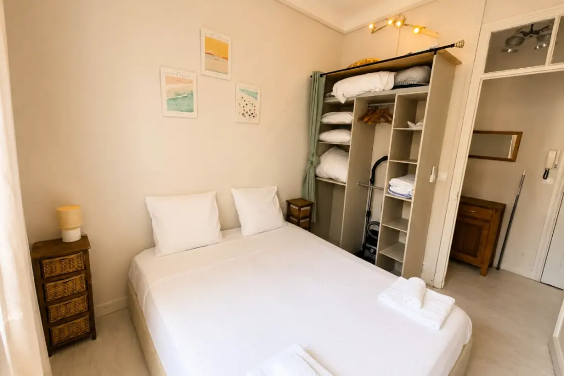 Résidence Appartement 39 M2 En Plein Centre Ville De Cannes, Climatisé