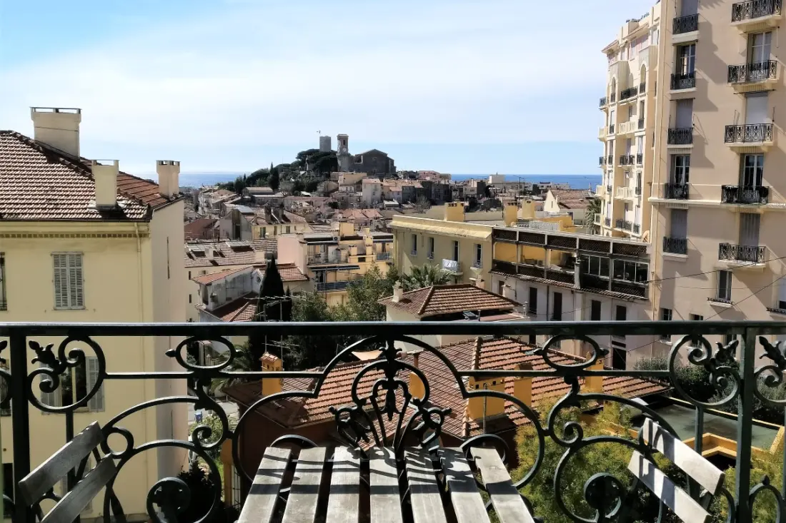 Résidence Appartement 4 Chambres, 130 M2 Entièrement équipé Avec Vue Mer