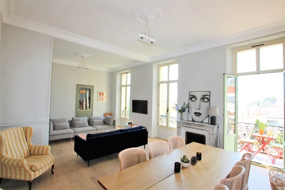 Résidence Appartement 4 Chambres, 130 M2 Entièrement équipé Avec Vue Mer