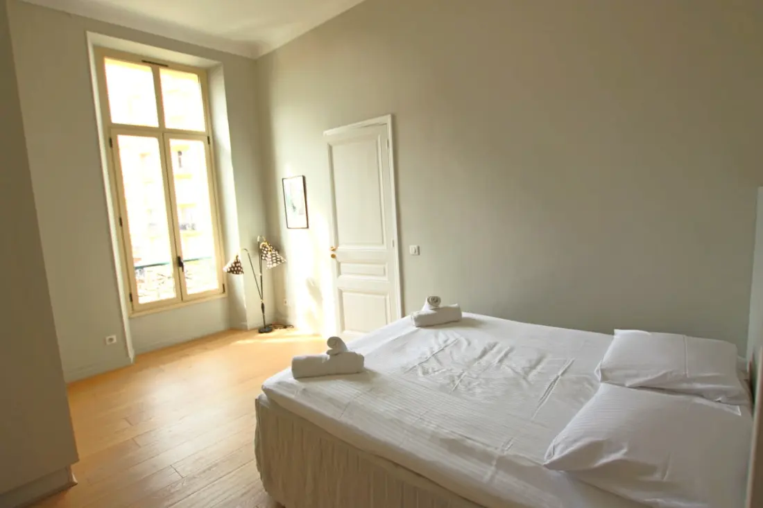 Résidence Appartement 4 Chambres, 130 M2 Entièrement équipé Avec Vue Mer
