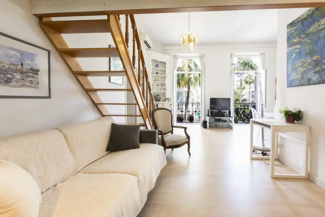 Résidence Appartement 65 M2 Chic Et Moderne- Cannes Centre- 1 Chambre+1 Mezzanine