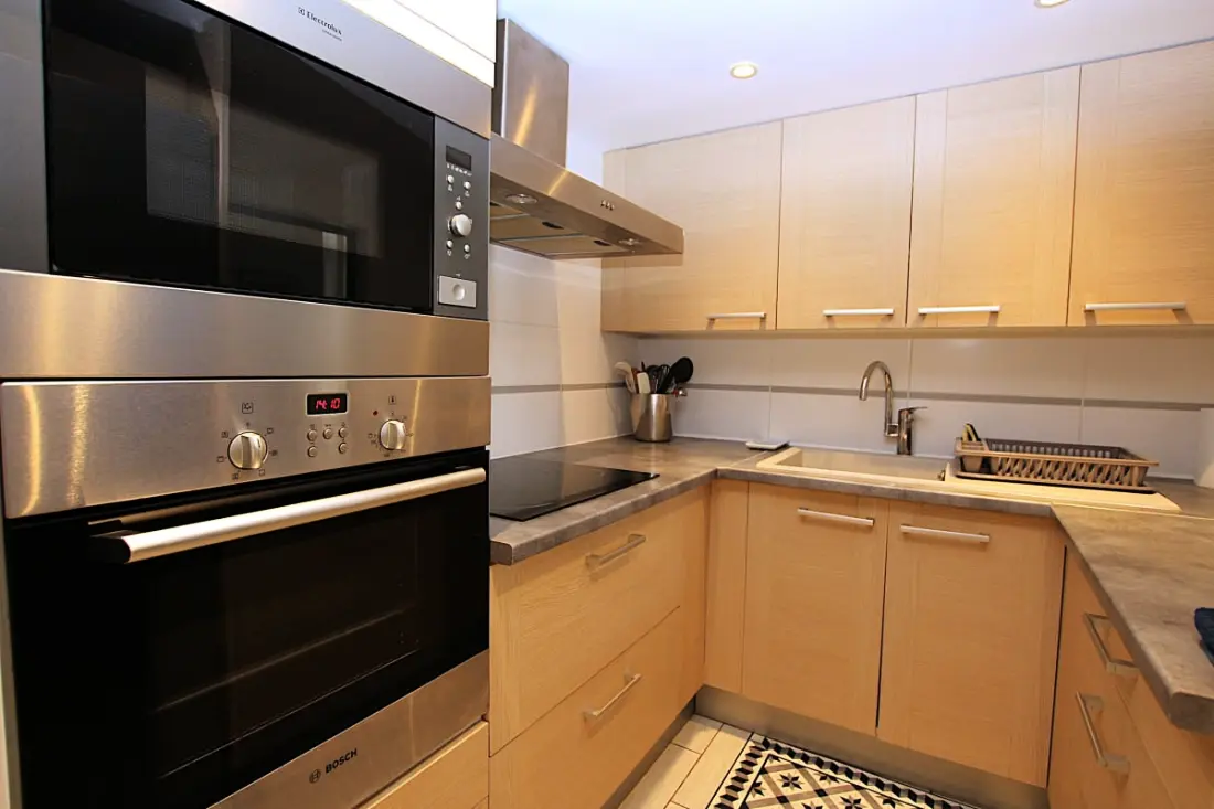Résidence Appartement 65 M2 Chic Et Moderne- Cannes Centre- 1 Chambre+1 Mezzanine