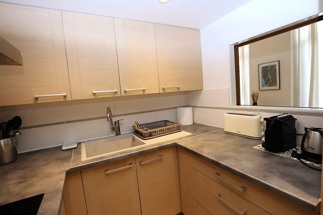 Résidence Appartement 65 M2 Chic Et Moderne- Cannes Centre- 1 Chambre+1 Mezzanine