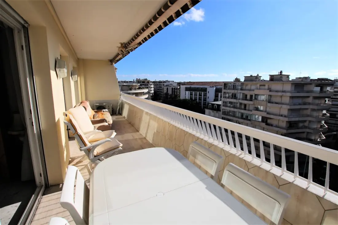 Résidence Appartement Climatisé 5 Voyageurs De 80 M2, Centre Ville Et Croisette