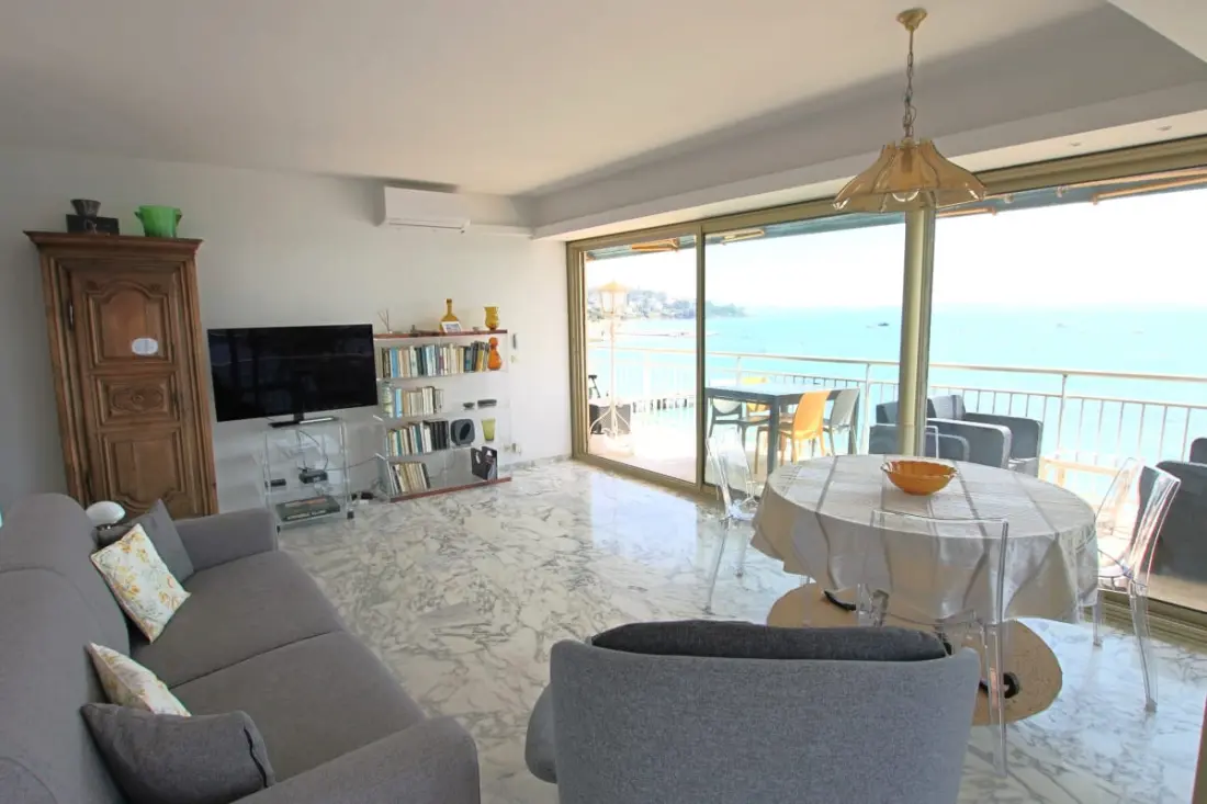 Résidence Appartement Climatisé Pour 4 Personnes Avec Vue Imprenable Sur La Mer