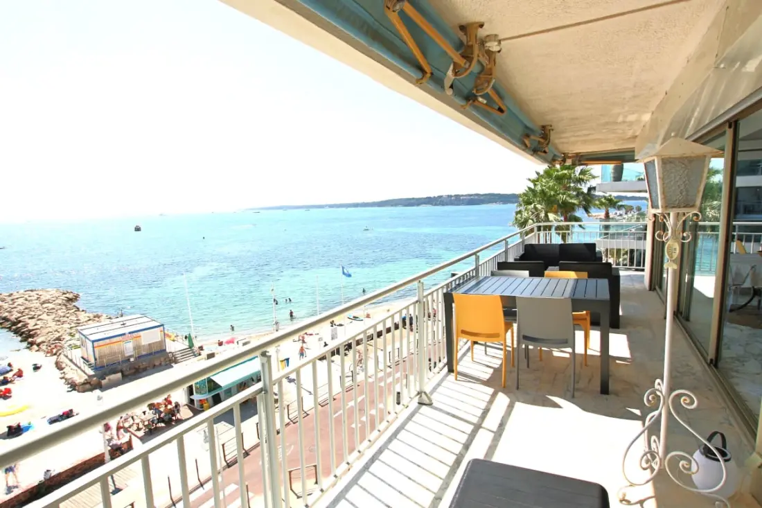 Résidence Appartement Climatisé Pour 4 Personnes Avec Vue Imprenable Sur La Mer