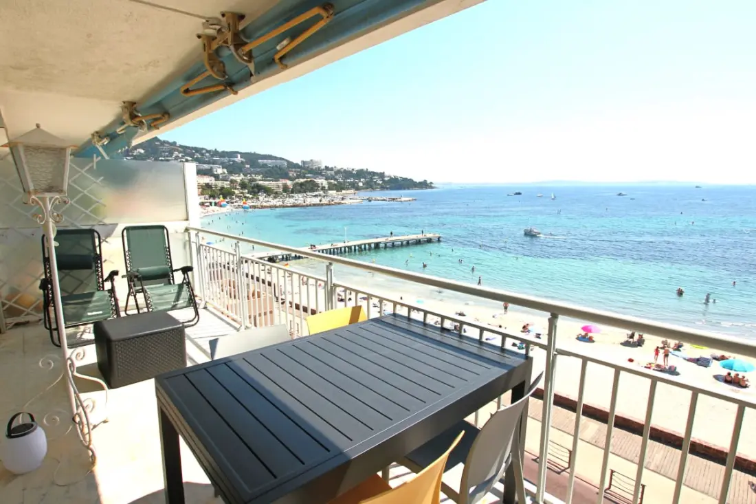 Résidence Appartement Climatisé Pour 4 Personnes Avec Vue Imprenable Sur La Mer