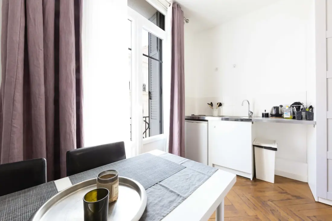 Résidence Appartement Confortable 27 M2 En Pleine Rue D'antibes Et Croisette