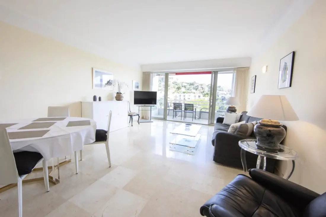 Résidence Appartement Entièrement équipé De 105 M2 Avec Vue Mer Et Collines