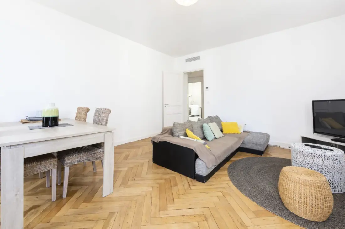 Résidence Appartement Moderne De 90 M2 Dans La Rue D'antibes &amp; Croisette à 200 Metres