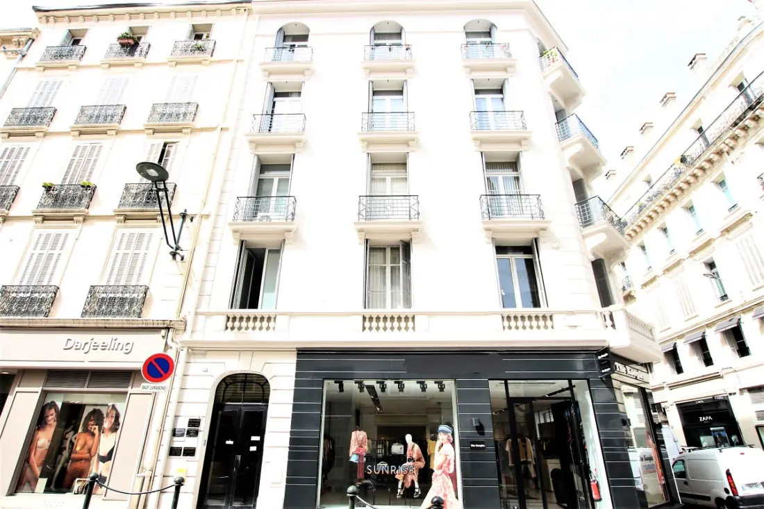 Résidence Appartement Moderne De 90 M2 Dans La Rue D'antibes &amp; Croisette à 200 Metres