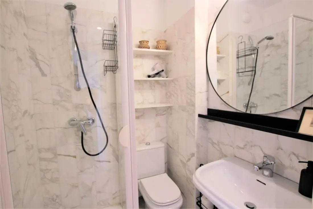 Résidence Appartement Climatisé, 2 Chambres &amp; Salles De Bain à La Décoration Raffinée