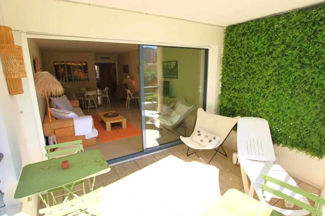 Résidence Appartement Climatisé, 2 Chambres &amp; Salles De Bain à La Décoration Raffinée