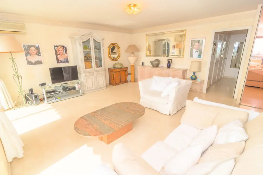 4 Pcs Terrasse Vue Mer Panoramique Baie Cannes à Vos Pieds Olam Properties