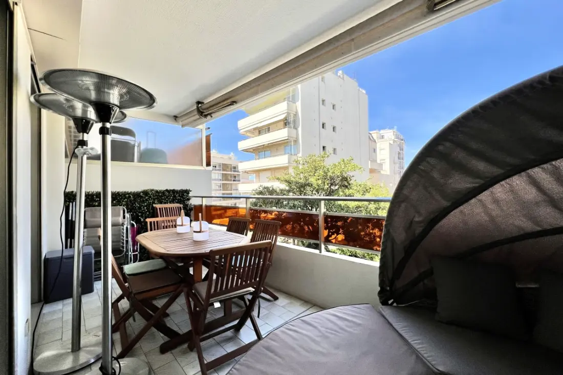 Bel Appartement Avec Terrasse Proche Croisette