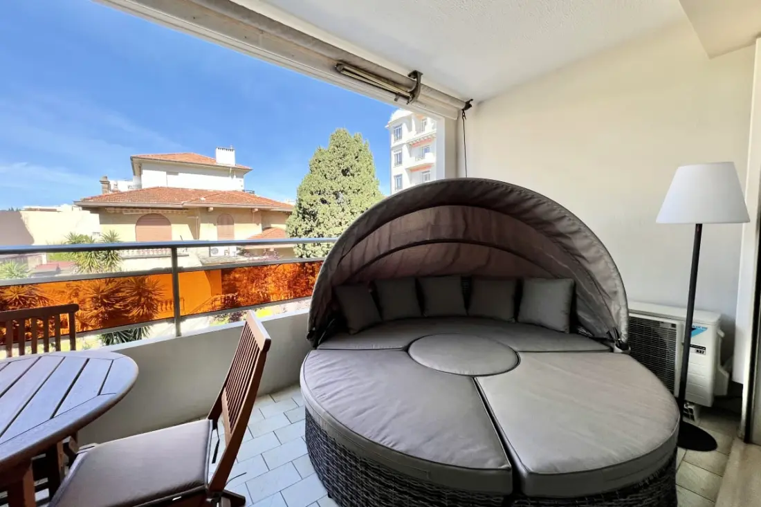 Bel Appartement Avec Terrasse Proche Croisette